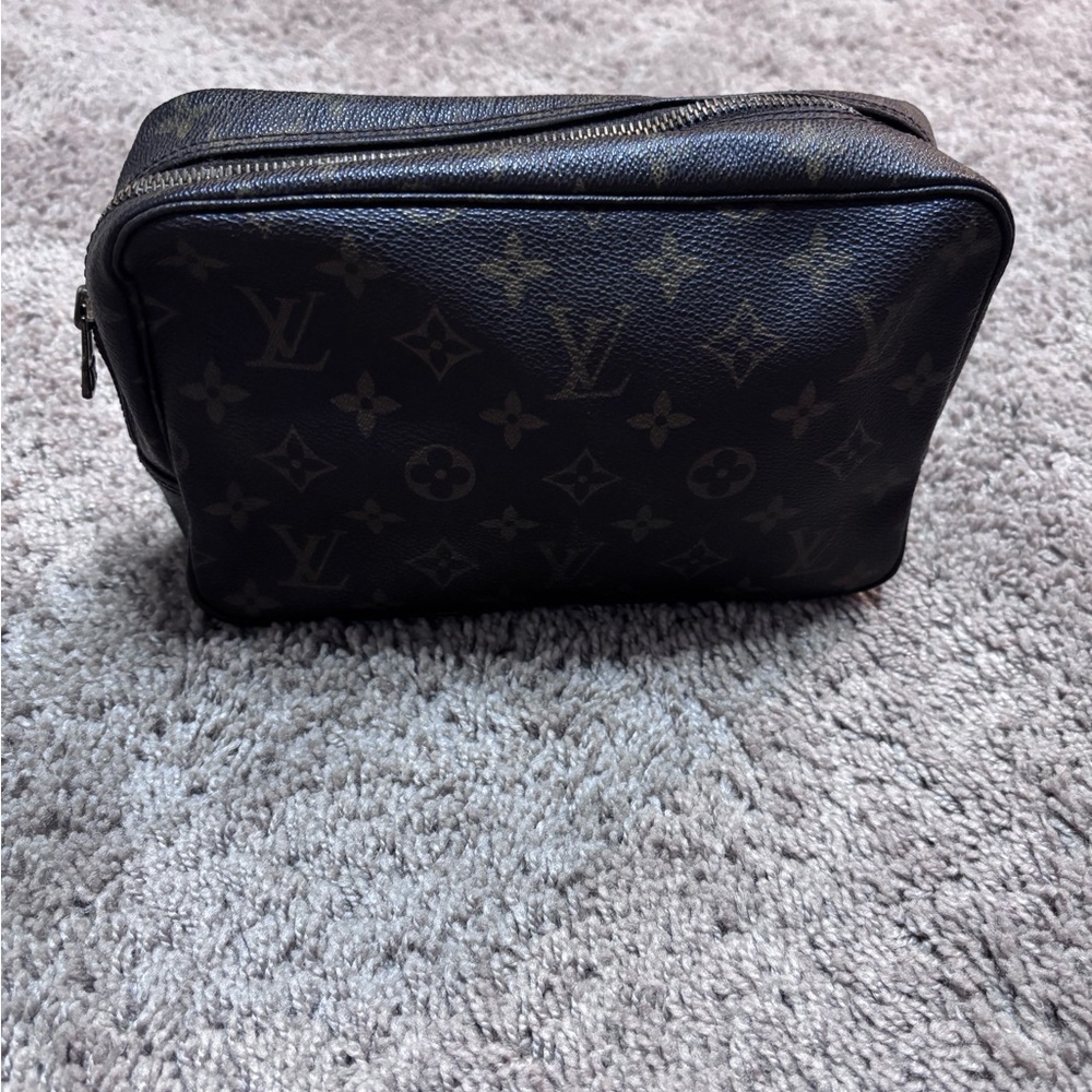 Louis Vuitton Toiletry Pouch 28